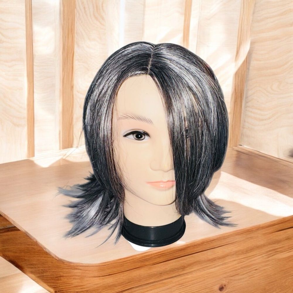 Salt and Pepper Gray Mix Layered Hairstyle Synthetic Hair Wigs Women Soft NWT